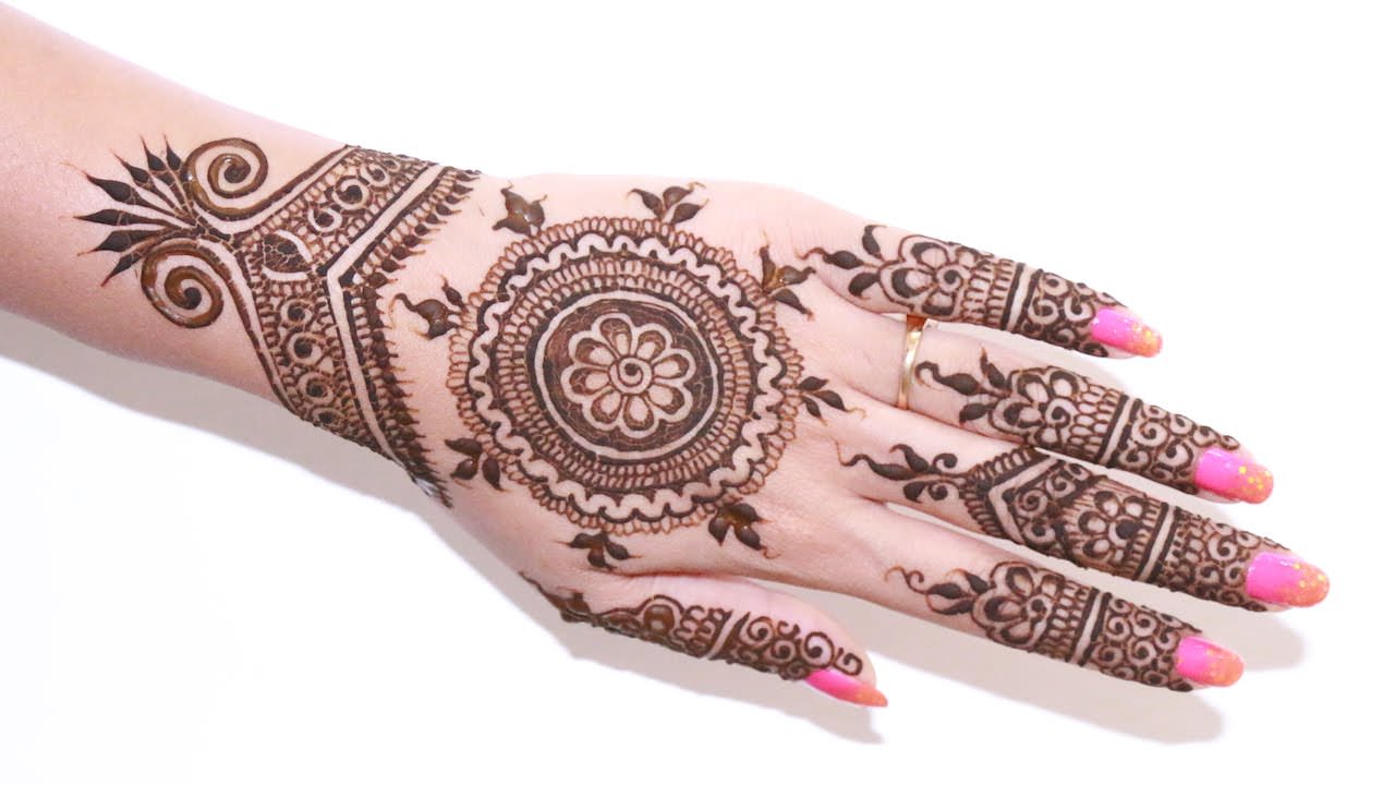 Henna | Naz Brow Threading